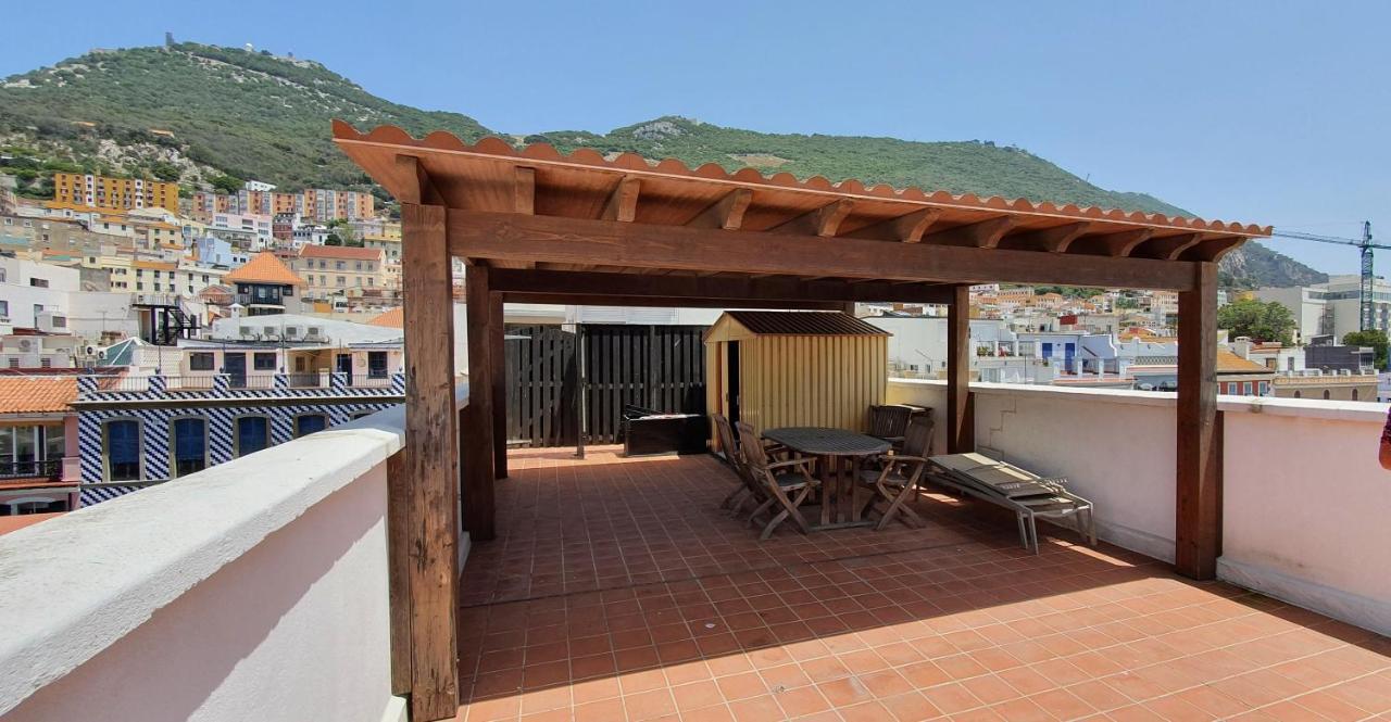 Gibraltar Town Centre Flat With Roof Terraceアパートメント エクステリア 写真