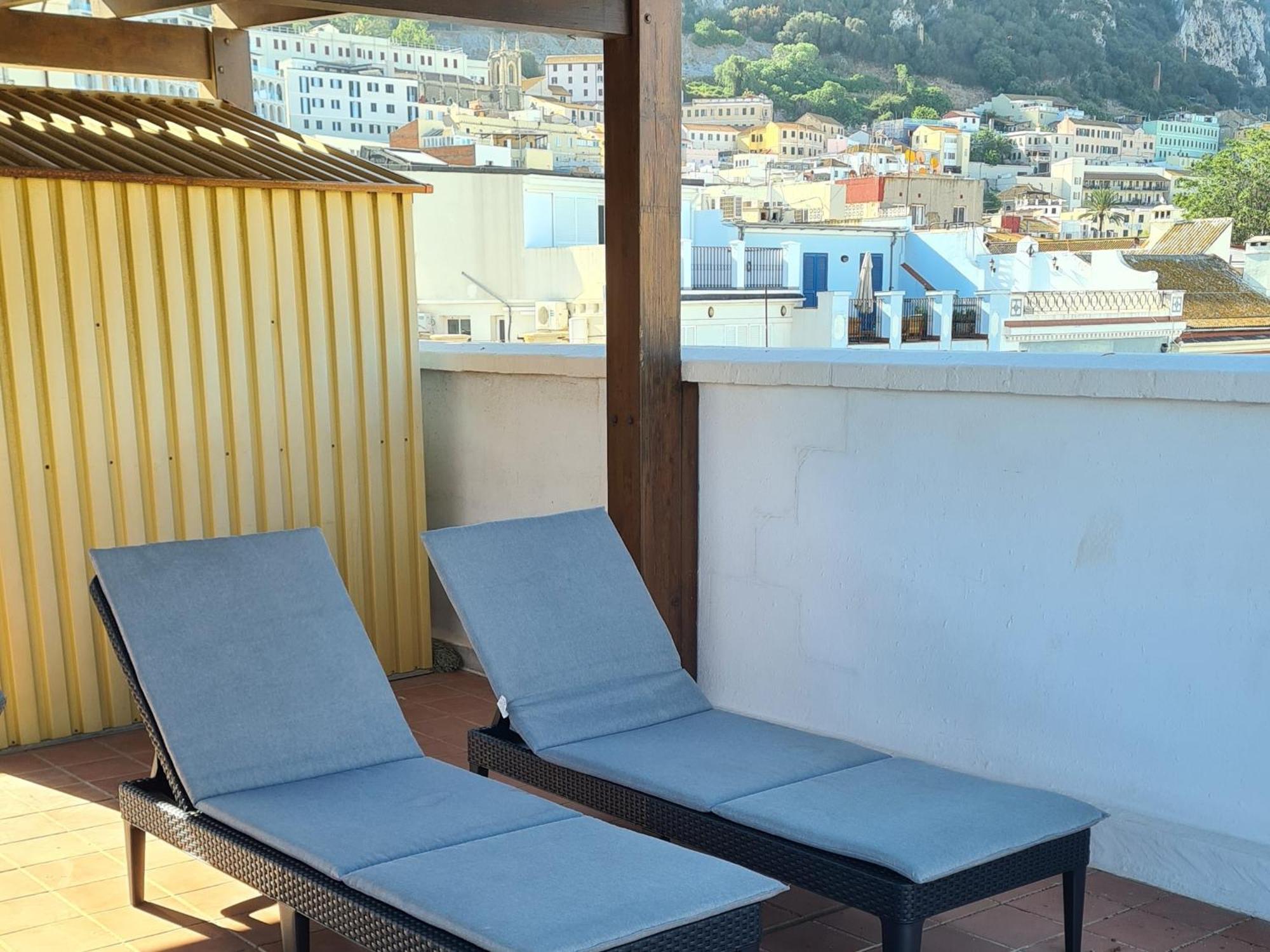 Gibraltar Town Centre Flat With Roof Terraceアパートメント エクステリア 写真